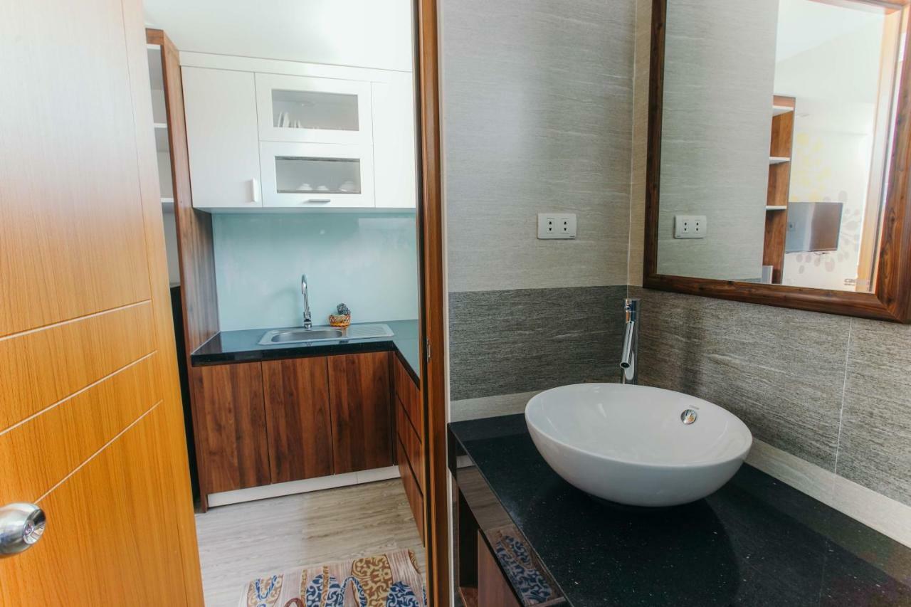 Royal Lion Hotel & Apartment Đà Nẵng Extérieur photo